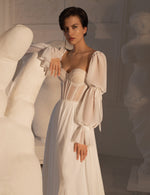 Sweetheart Neckline Wedding Gown With Detachable Sleeves