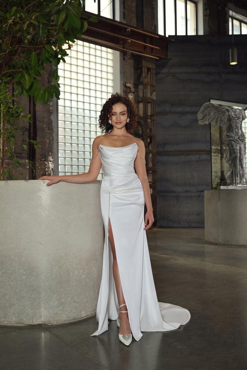 Robe de mariée sirène minimaliste à épaules dénudées