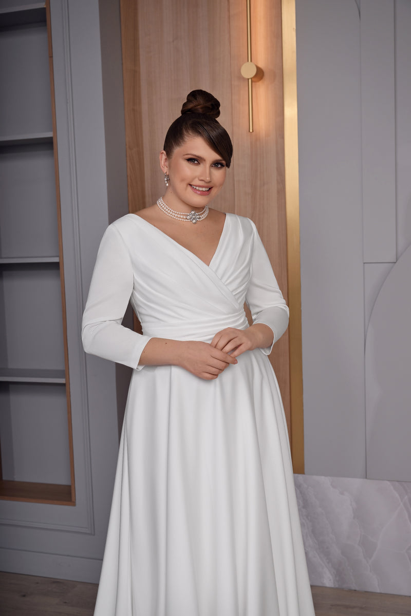 Robe de mariée trapèze minimaliste à manches longues, grande taille