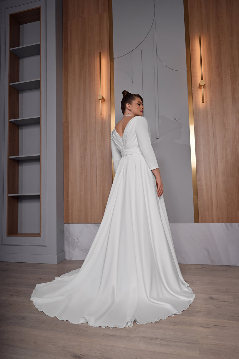 Robe de mariée trapèze minimaliste à manches longues, grande taille