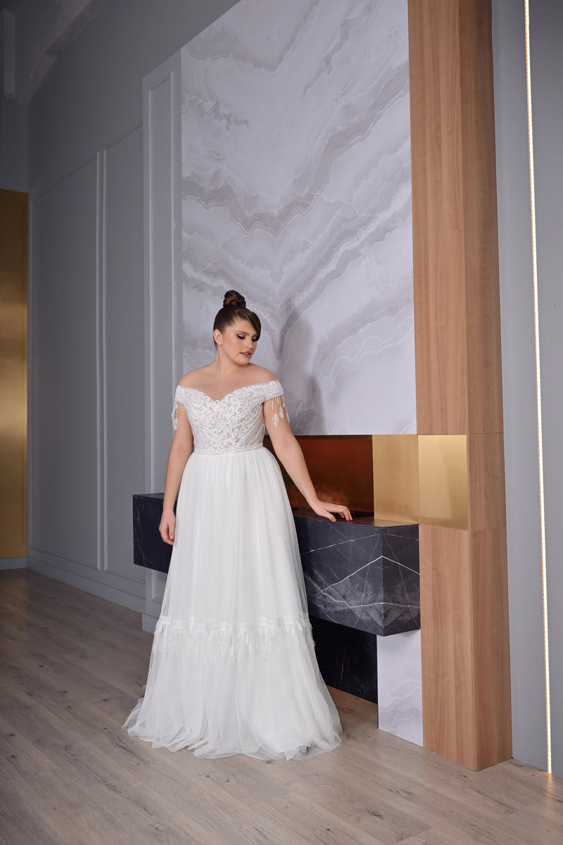 Off-shoulder A-Line Plus Size Wedding Gown HAREM's Brides Off-shoulder A-Line Plus Size Wedding Gown HAREM's Brides