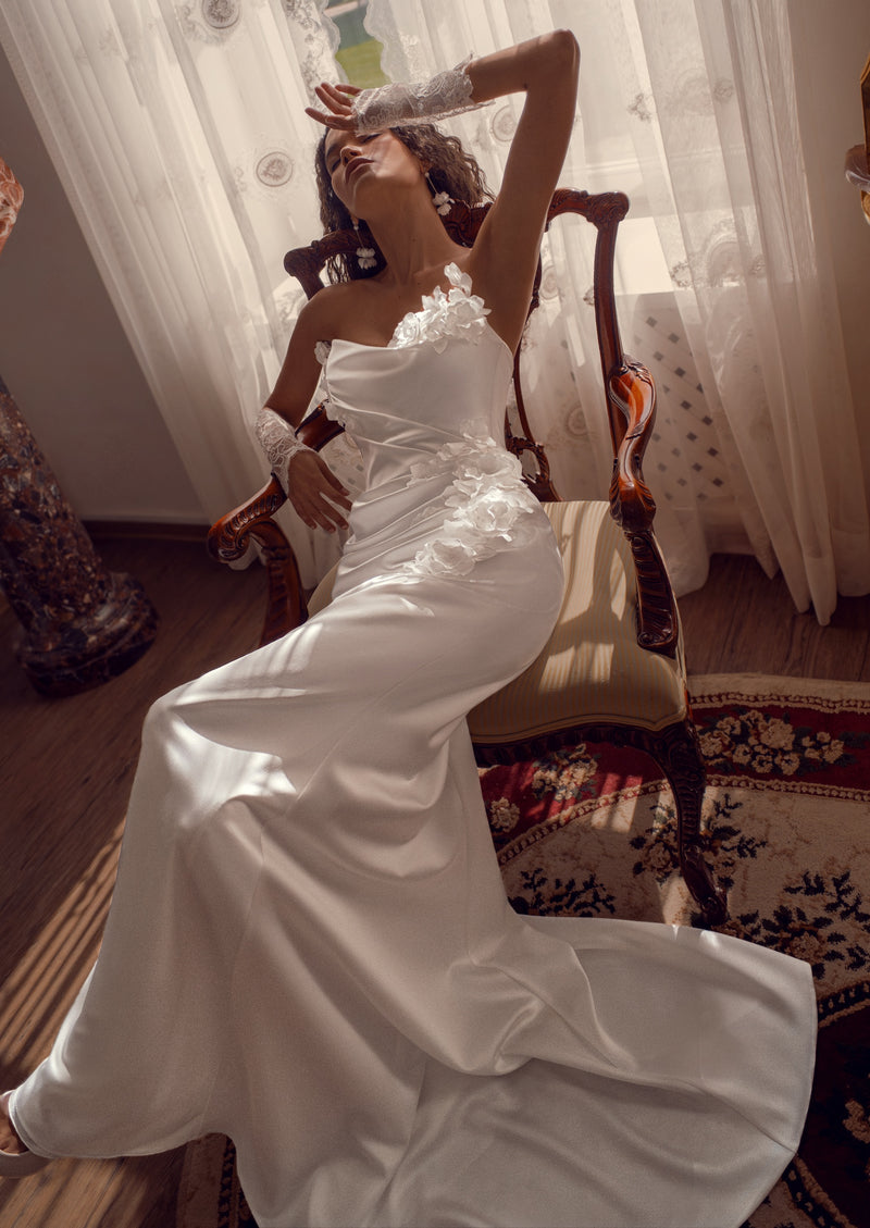 satin wedding dress with flowers Replacement Printing Buttoned Back Aline Wedding Dress