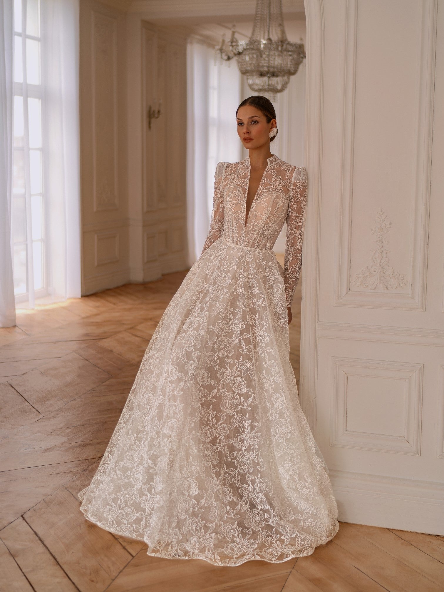 High-Neck Long Sleeve Lace Wedding Dress Vanilla / Made to Measure High-Neck Long Sleeve Lace Wedding Dress Vanilla / Made to Measure