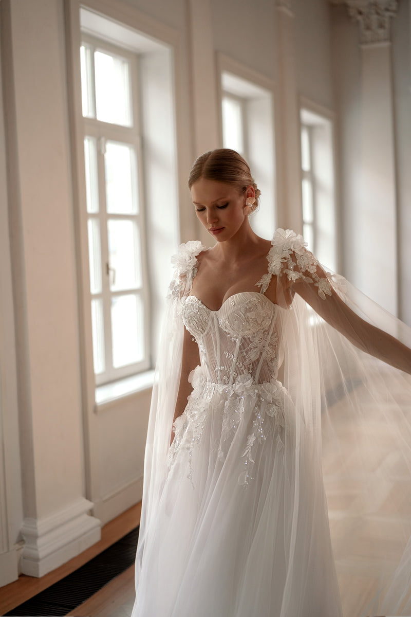 Sweetheart Bodice A-Line Tulle Wedding Dress with 3D Flowers and Removable Wings Made to Measure Sweetheart Bodice A-Line Tulle Wedding Dress with 3D Flowers and Removable Wings Made to Measure
