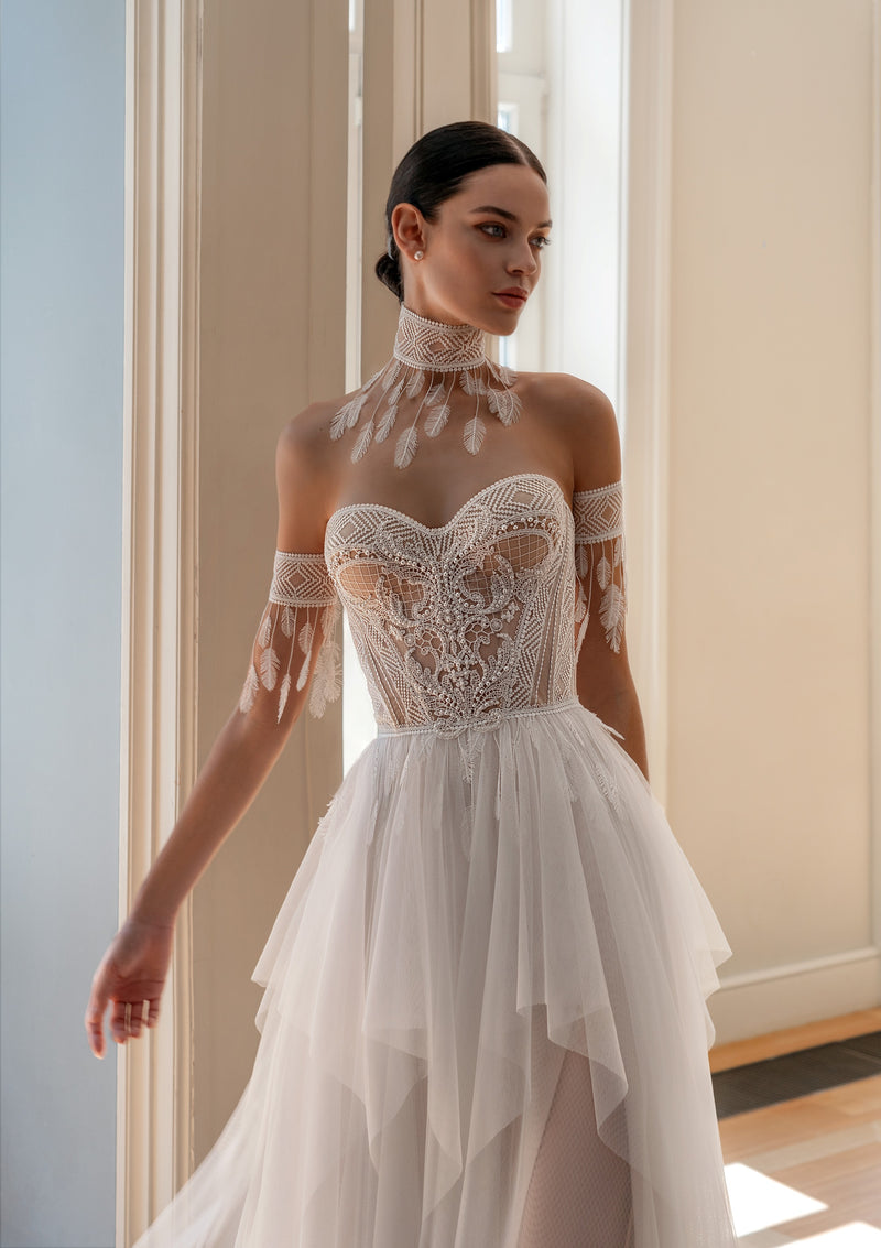 Vestido de novia bohemio de corte A con capas y mangas extraíbles