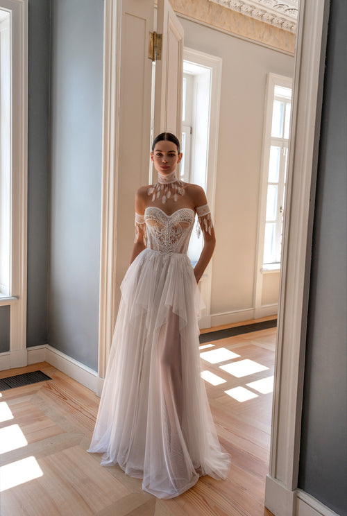 Robe de mariée bohème à volants et manches amovibles