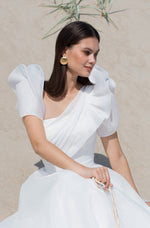 Vestido de novia evasé de organza con manga extraíble