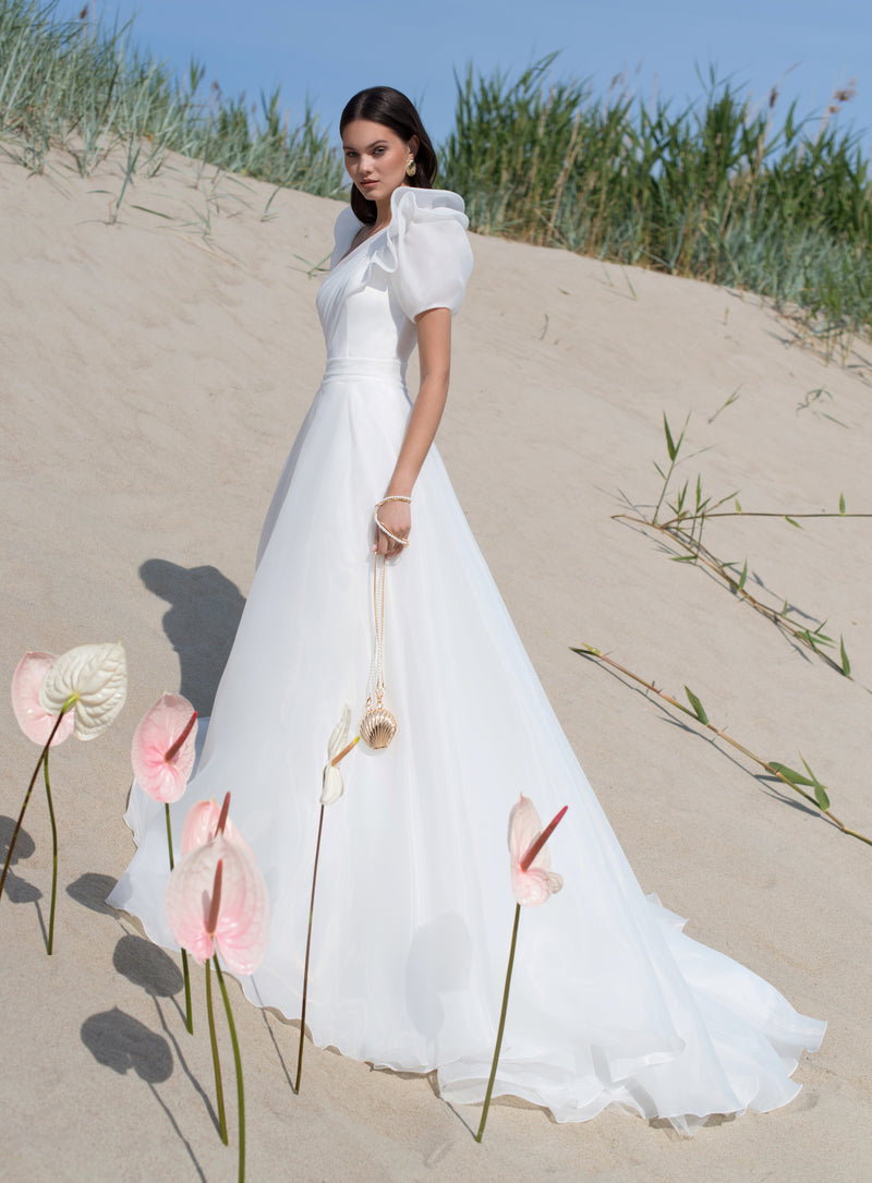 Robe de mariée trapèze en organza avec manche amovible