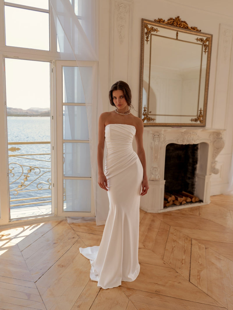 Elegant Matte Satin Mermaid Wedding Dress with Detachable Lace Bolero | Harems Brides EU44 Elegant Matte Satin Mermaid Wedding Dress with Detachable Lace Bolero | Harems Brides EU44