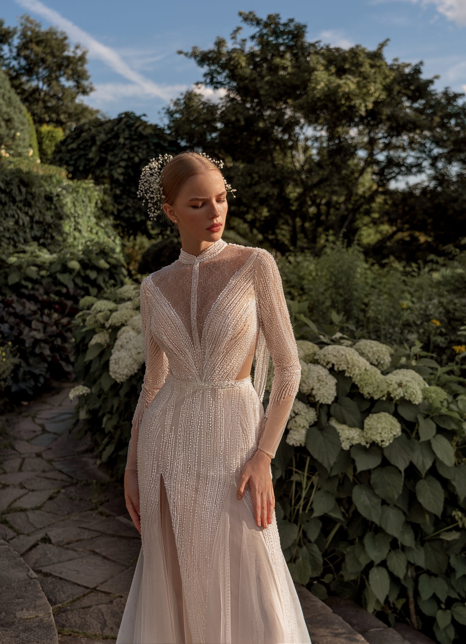 Long Sleeve Illusion High Neck Glitter Wedding Dress with Slit and Open Back Vanilla (Photo) / EU34 Long Sleeve Illusion High Neck Glitter Wedding Dress with Slit and Open Back Vanilla (Photo) / EU34