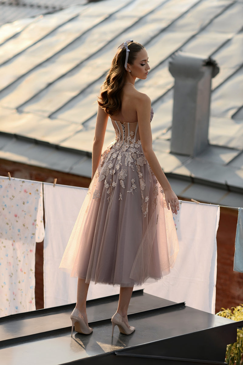 3D Flower Detail Strapless Midi Dress HAREM's Brides 3D Flower Detail Strapless Midi Dress HAREM's Brides