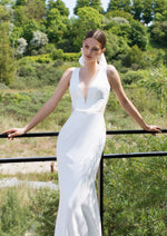 Stunning V-Neck Mermaid Wedding Dress