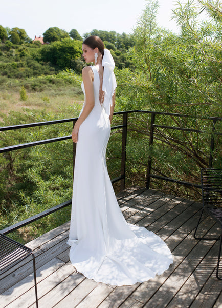 V-neck Mermaid Bridesmaid Dress