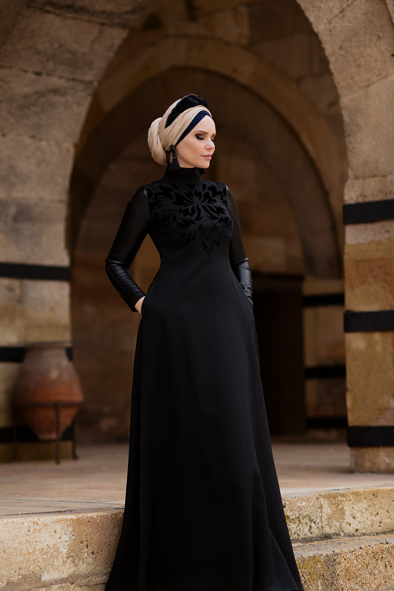 Modest black dress 2025