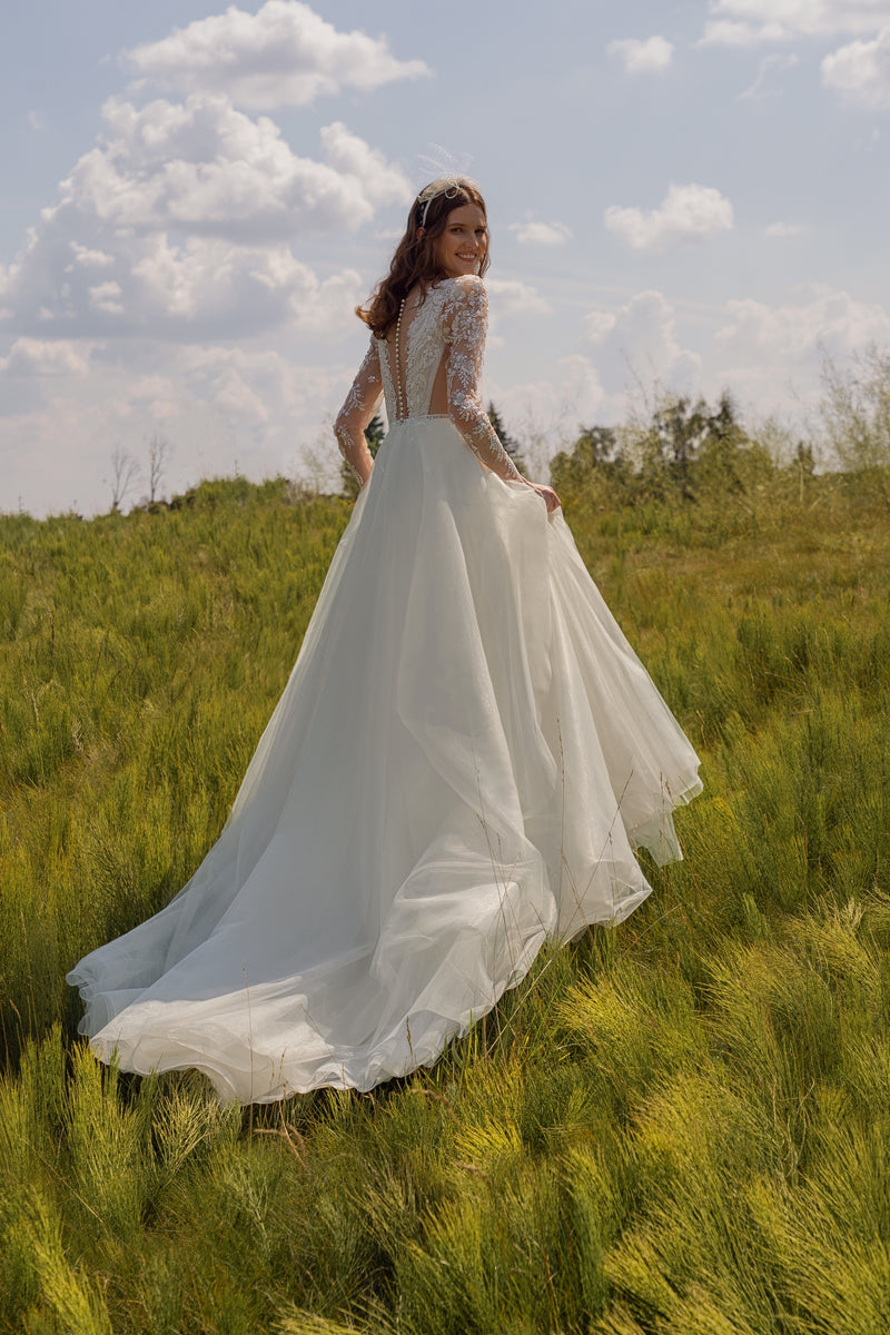 Long Sleeve V-Neck A-Line Wedding Dress HAREM's Brides Long Sleeve V-Neck A-Line Wedding Dress HAREM's Brides