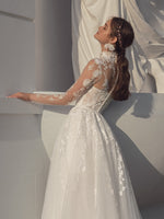 4 in One: Lace Wedding Dress with Removable Overskirt and Bolero