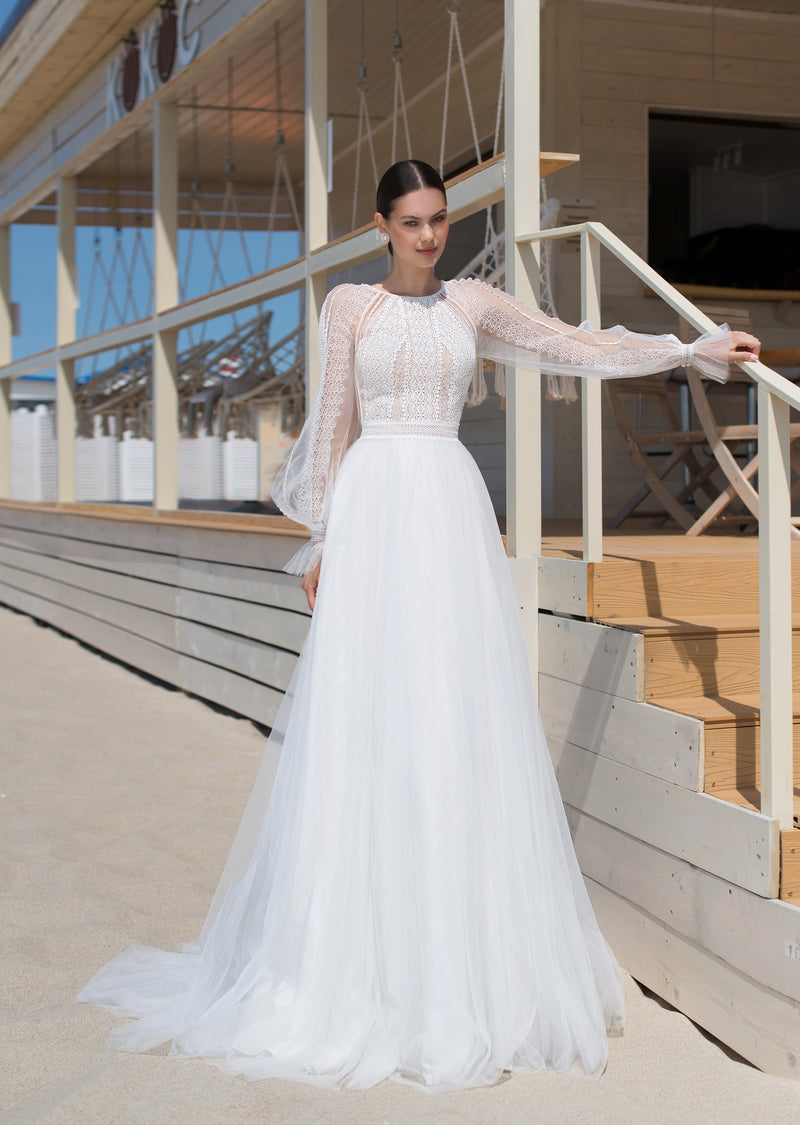 Elegant Long Sleeve A-Line Lace Wedding Dress