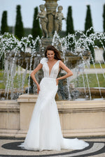 Sparkle V-Neck Trumpet Wedding Dress with Rose Shoulder