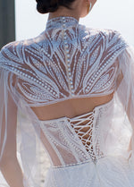 Robe de mariée trapèze sans bretelles avec boléro