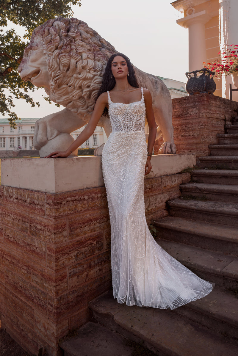 Exquisite Beaded Lace Corset Wedding Dress with Veil | Eternal Radiance Couture Exquisite Beaded Lace Corset Wedding Dress with Veil | Eternal Radiance Couture