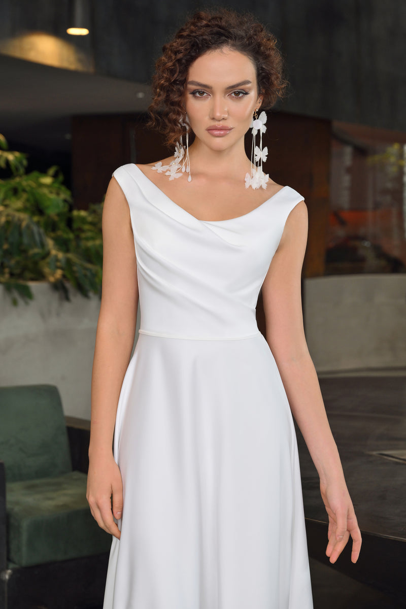 Robe de mariée trapèze minimaliste en soie