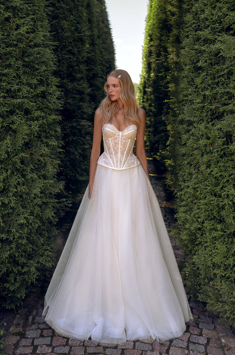 Sweetheart Lace Corset A-Line Wedding Dress EU38 Sweetheart Lace Corset A-Line Wedding Dress EU38