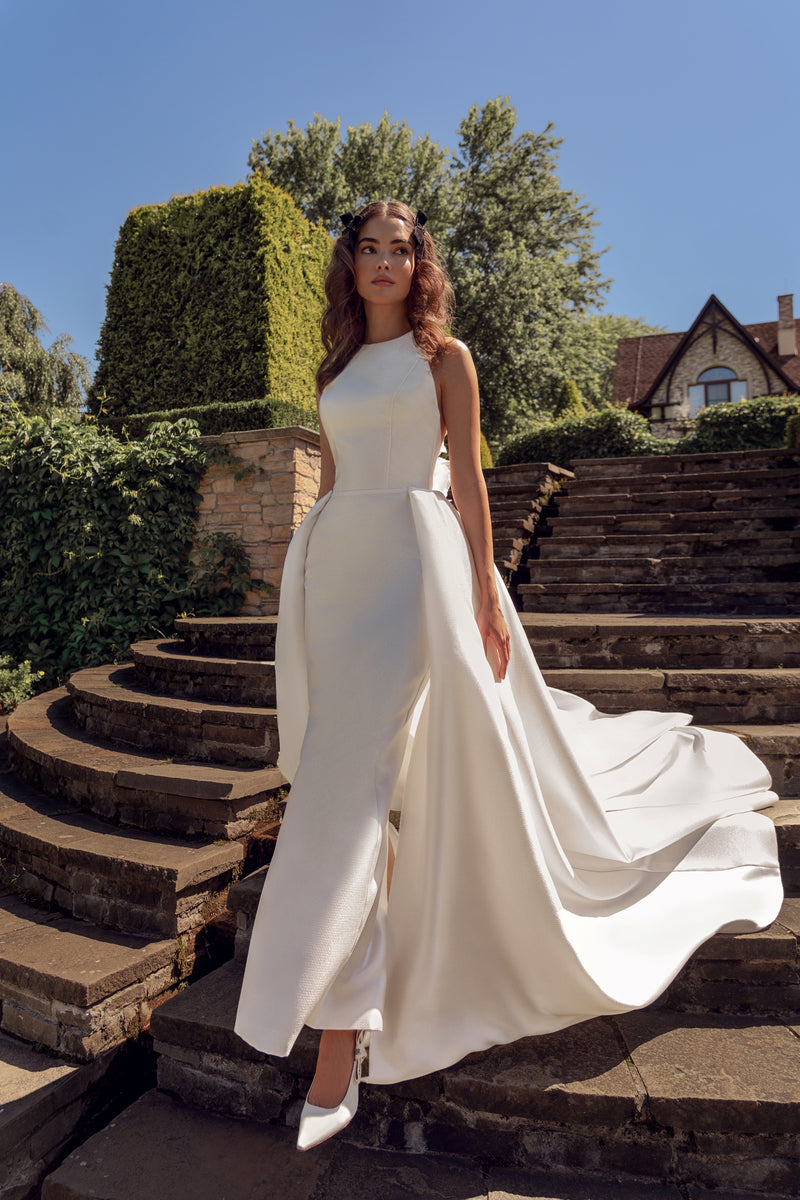 Minimalist Maxi Bridal Dress with Removable Long Train EU34 Minimalist Maxi Bridal Dress with Removable Long Train EU34