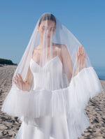 HAREM’s Short Tulle Veil