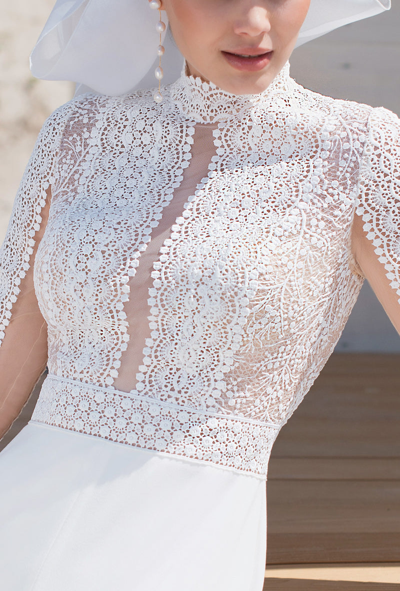 Elegant Long Sleeve Mermaid Wedding Dress
