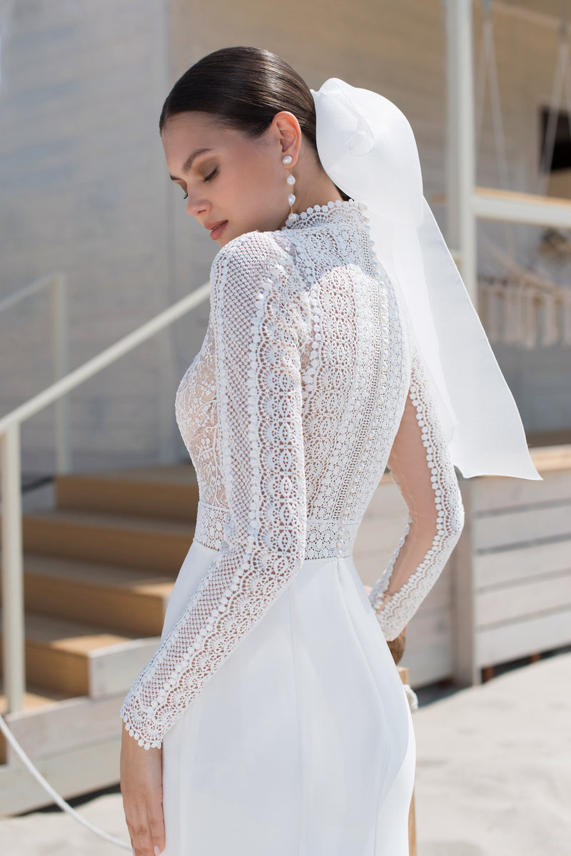 Elegant Long Sleeve Mermaid Wedding Dress