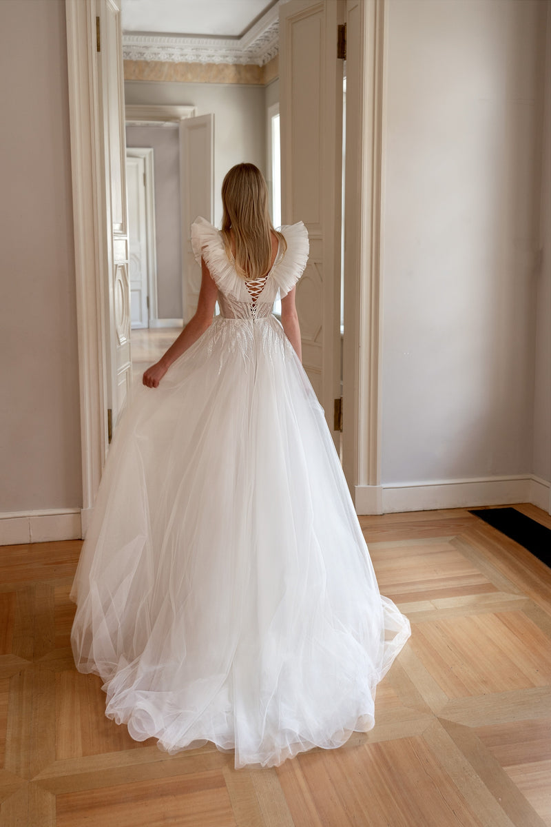 Off-Shoulder A-Line Tulle Wedding Dress HAREM's Brides Off-Shoulder A-Line Tulle Wedding Dress HAREM's Brides