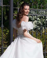 Robe de mariée exquise sans bretelles en organza avec manches amovibles