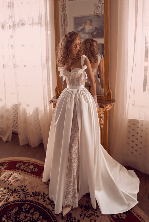 Exquisite Satin Corset Wedding Dress with Lace Front Slit | Eternal Romance Atelier