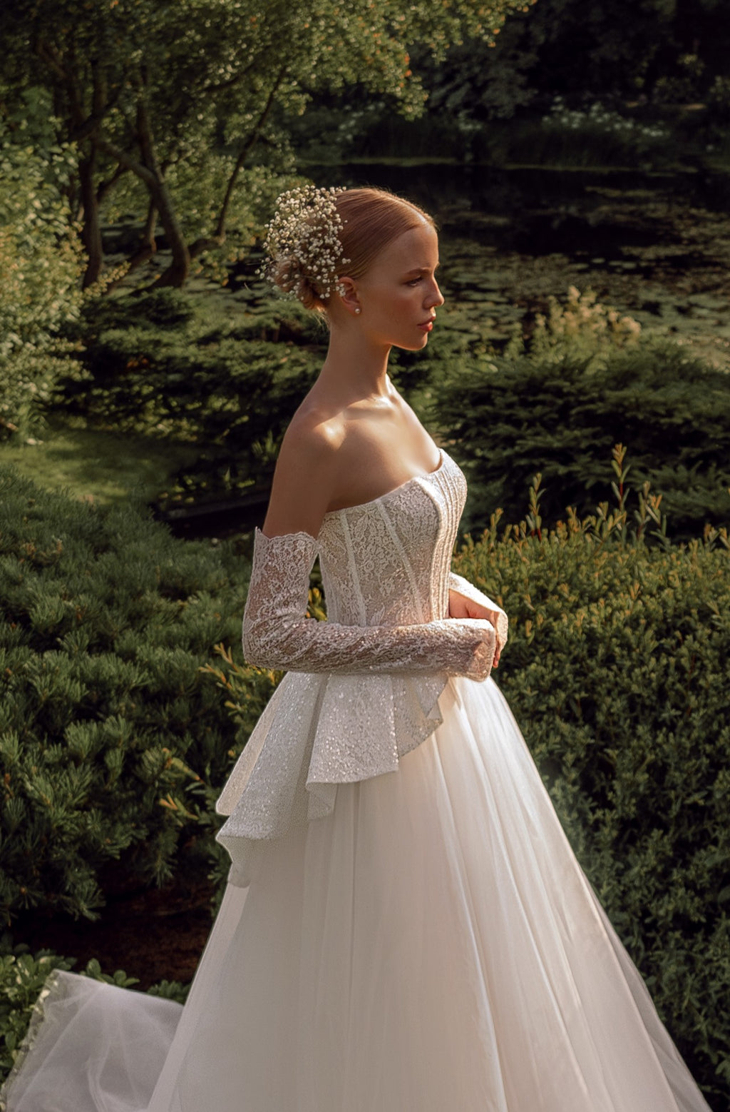 princess style wedding dress Fairy Strapless Corset with Removable Sleeves EU32 Shoes To Wear With applied 3D floral lace girl dress pattern Item #:420628