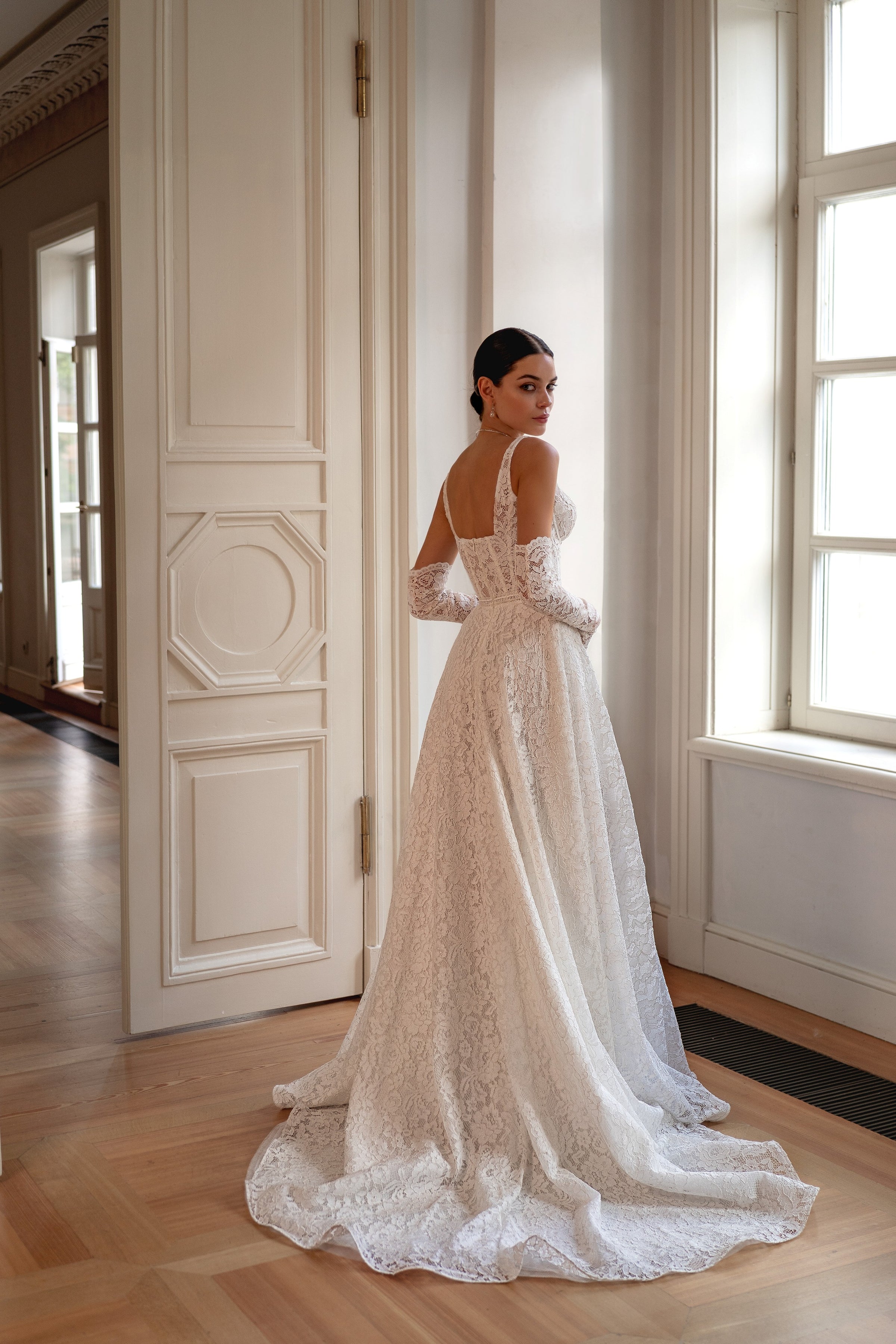 A-Line Lace Romantic Wedding Dress with Removable Sleeves – HAREM's Brides A-Line Lace Romantic Wedding Dress with Removable Sleeves – HAREM's Brides