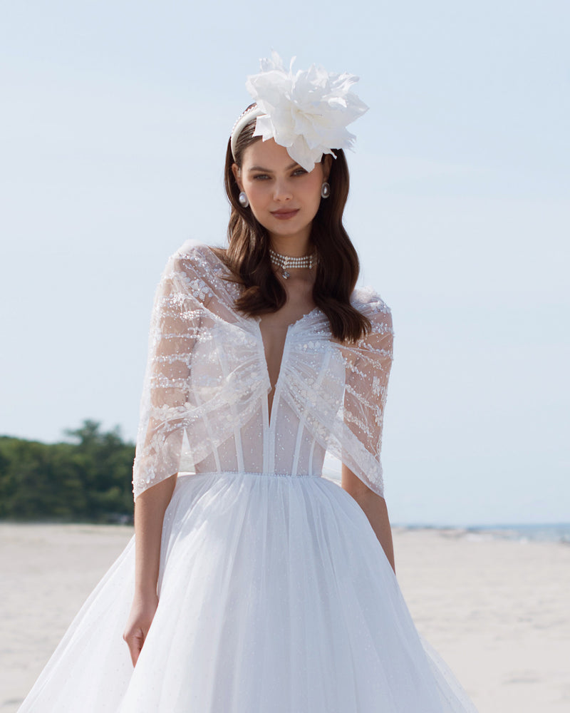 Off-The Shoulder Princess Wedding Dress with Removable Sleeves EU42 Off-The Shoulder Princess Wedding Dress with Removable Sleeves EU42
