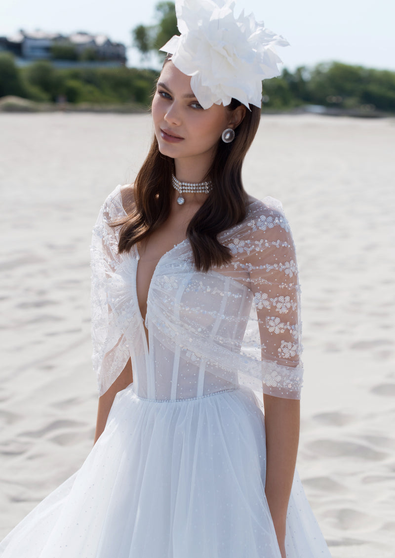 Off-The Shoulder Princess Wedding Dress with Removable Sleeves EU42