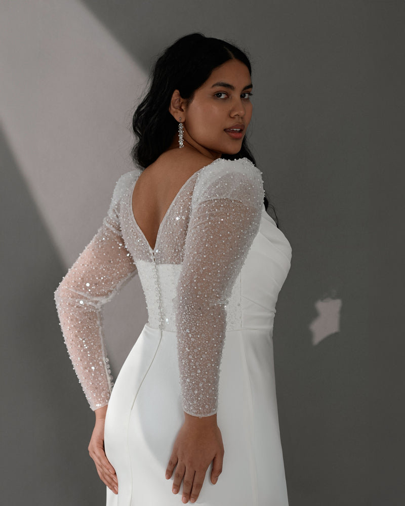 Exquisite Long Glitter Sleeves Wrap Sheath Wedding Gown EU48 Exquisite Long Glitter Sleeves Wrap Sheath Wedding Gown EU48