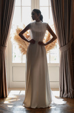 Exquisite Sparkle Wedding Dress with a Beautiful Fringe Top