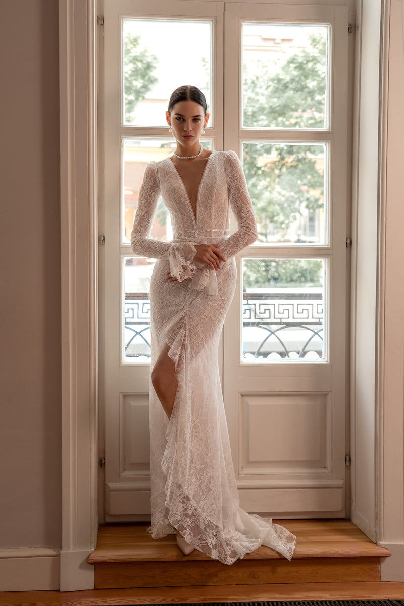 Long Sleeve Mermaid Lace Wedding Dress with Front Slit HAREM's Brides Long Sleeve Mermaid Lace Wedding Dress with Front Slit HAREM's Brides