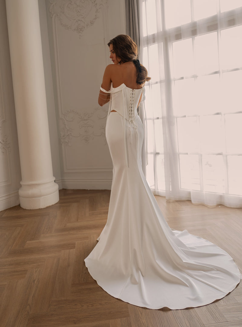 Exquisite 2-in-1 Lace and Satin Corset Mermaid Wedding Dress | Modern Luxury Bridal Couture EU38 Exquisite 2-in-1 Lace and Satin Corset Mermaid Wedding Dress | Modern Luxury Bridal Couture EU38
