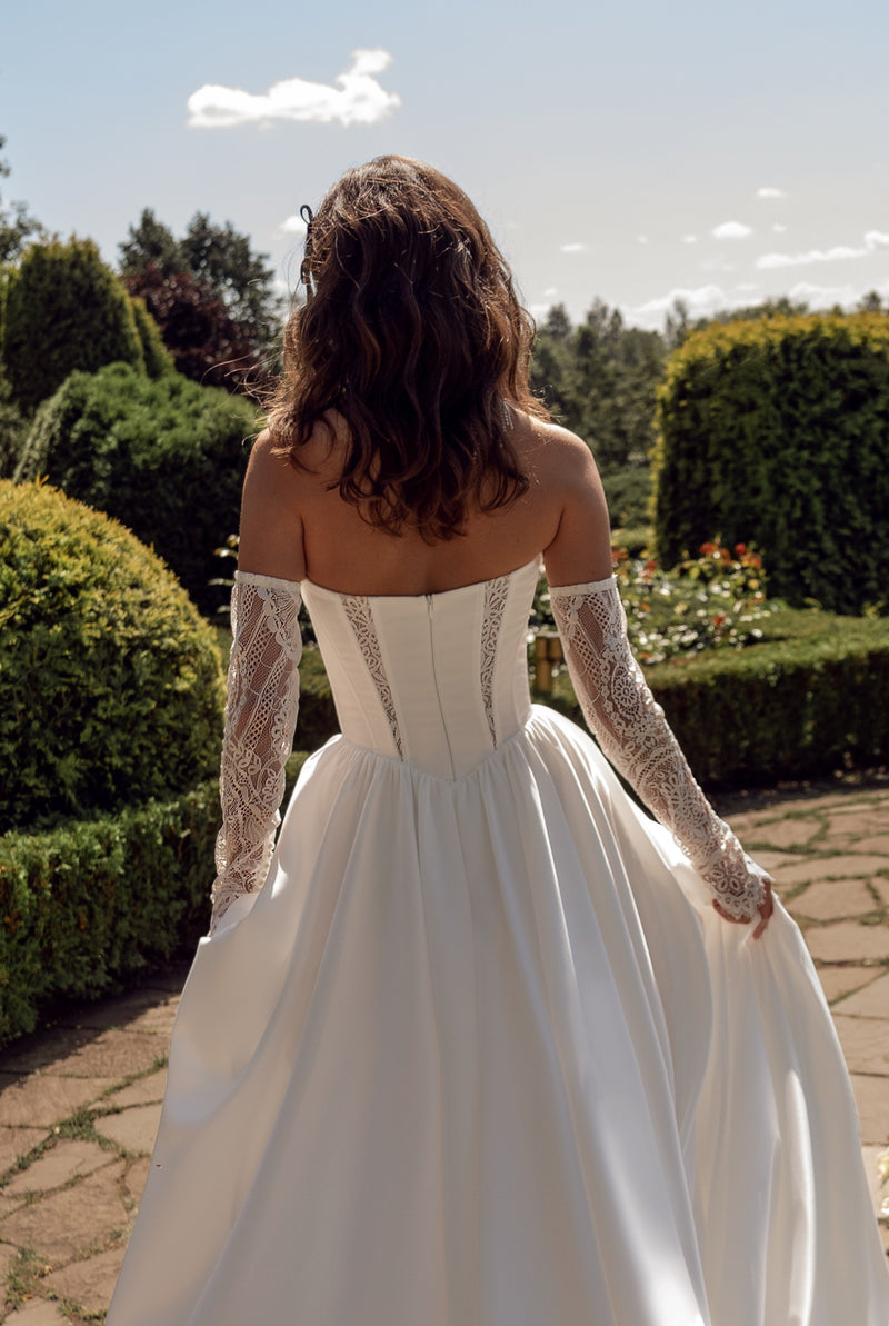 Bohemian Sweetheart A-Line Wedding Dress with Slit and Removable Sleev HAREM's Brides Bohemian Sweetheart A-Line Wedding Dress with Slit and Removable Sleev HAREM's Brides
