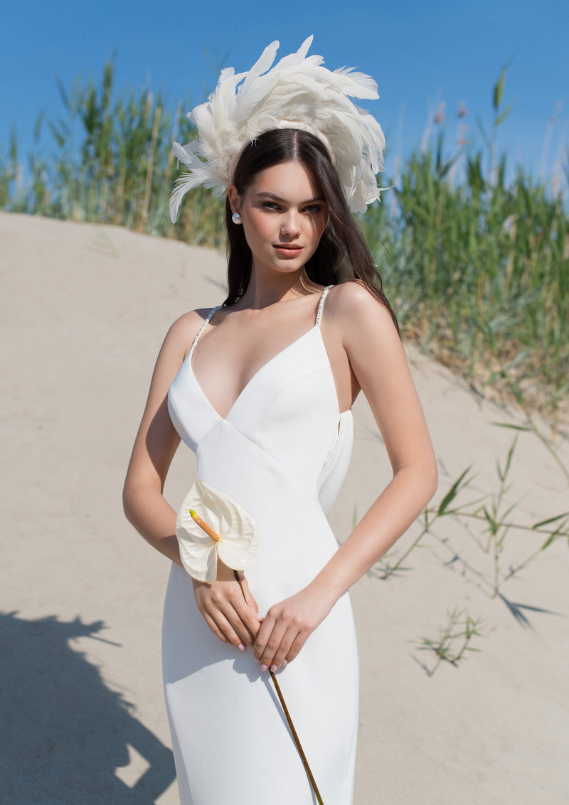 Robe de mariée sirène en soie à bretelles spaghetti et dos ouvert