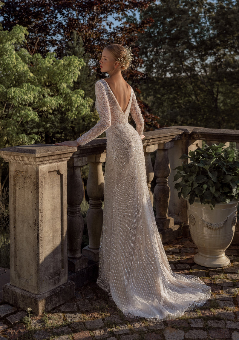 Sparkle V-Neck Long Sleeve Mermaid Wedding Dress Vanilla (Photo) / EU38 Sparkle V-Neck Long Sleeve Mermaid Wedding Dress Vanilla (Photo) / EU38