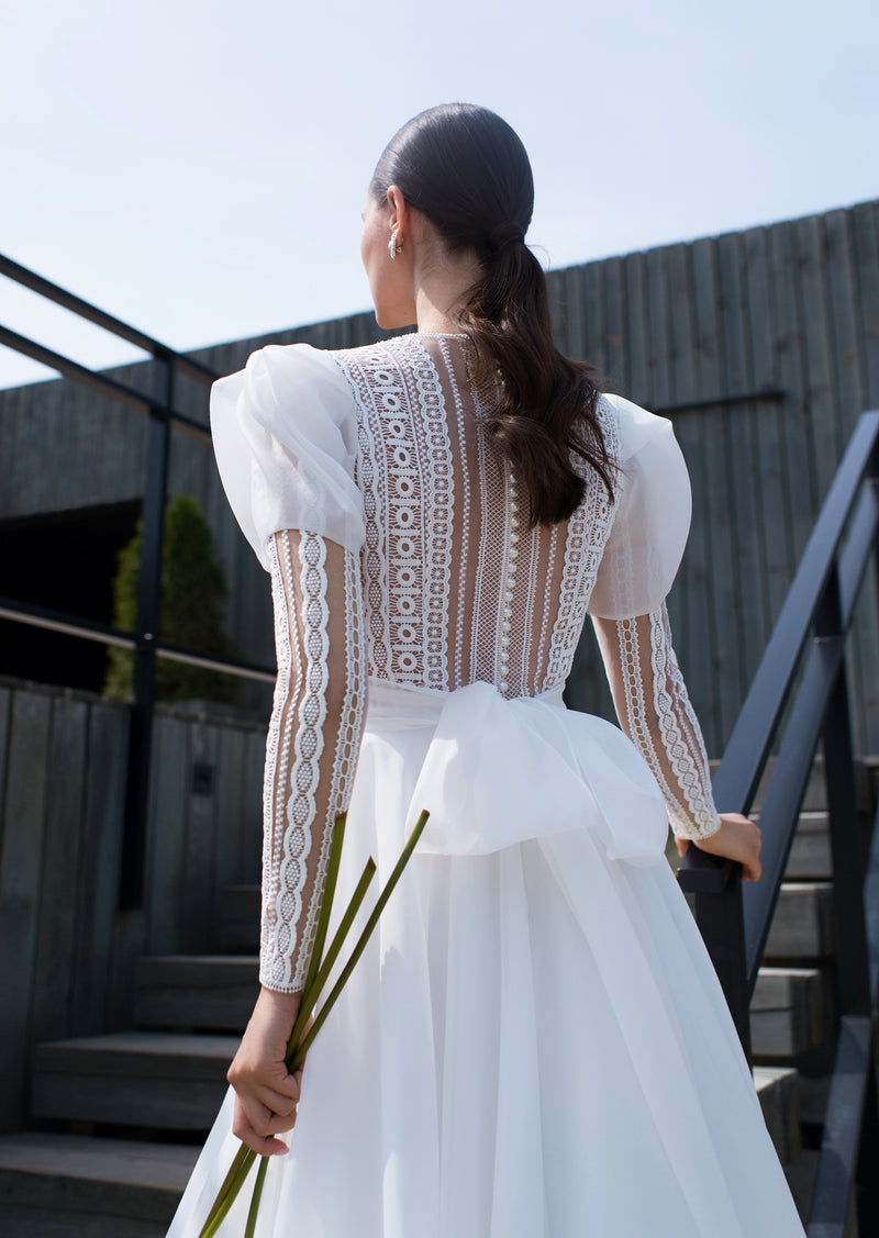 Modest Long Sleeve A-Line Organza Wedding Dress