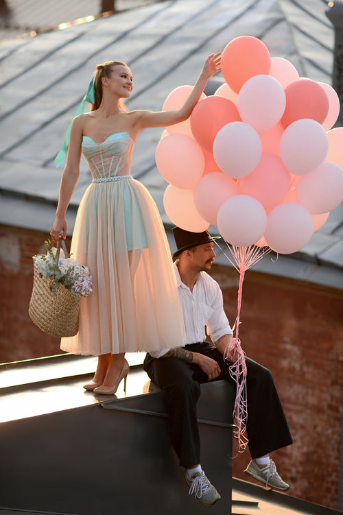 Robe de soirée mi-longue en tulle à décolleté en cœur