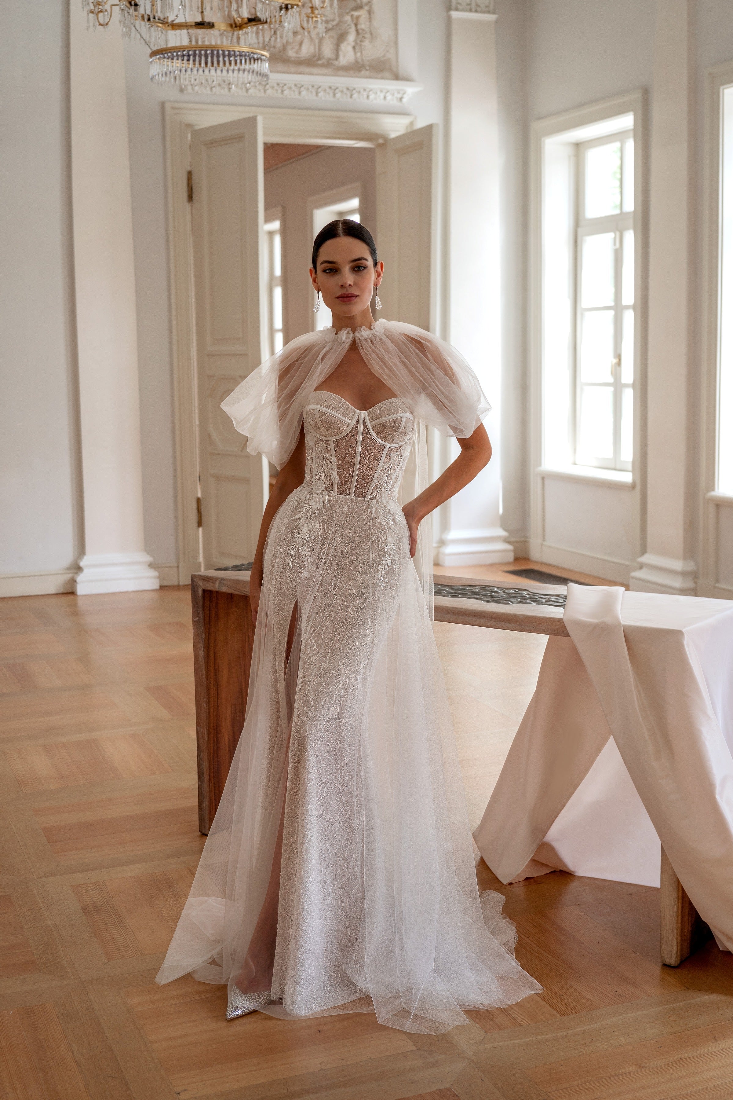 Sweetheart Mermaid Wedding Dress with High Slit and Removable Cape HAREM's Brides Sweetheart Mermaid Wedding Dress with High Slit and Removable Cape HAREM's Brides