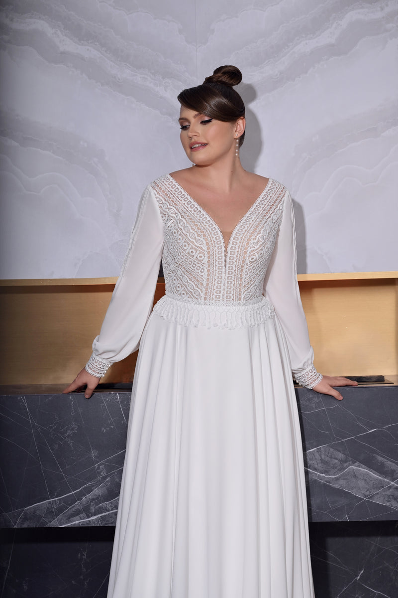 Long Sleeve A-Line Boho Plus Size Wedding Dress