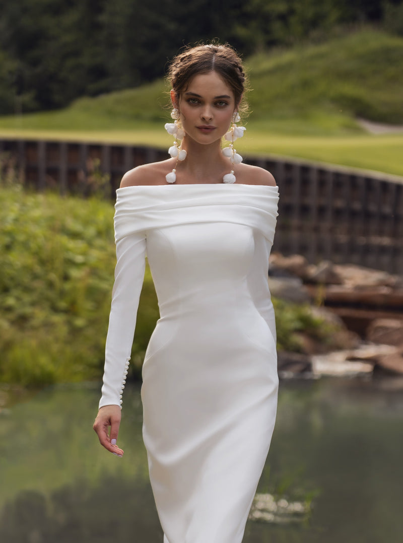 Minimalist Elegant Off-the-Shoulder White Dress HAREM's Brides Minimalist Elegant Off-the-Shoulder White Dress HAREM's Brides
