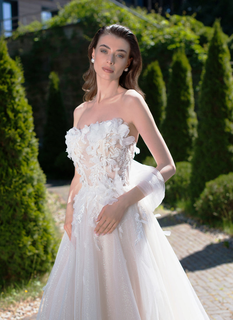 Robe de mariée romantique trapèze avec embellissement 3D